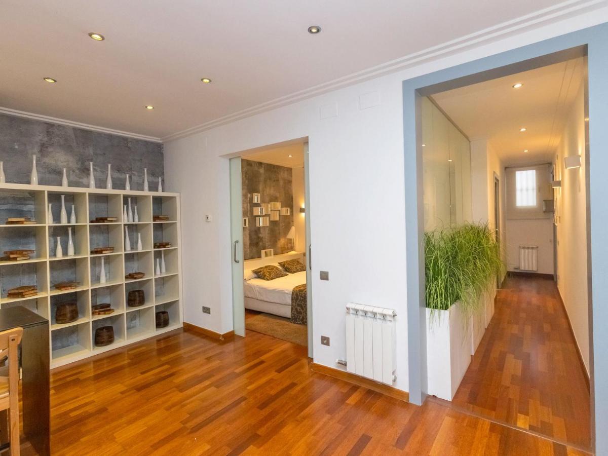 Apartment Centro- Passeig De Gracia - Casa Batllo By Interhome Barcelona Kültér fotó