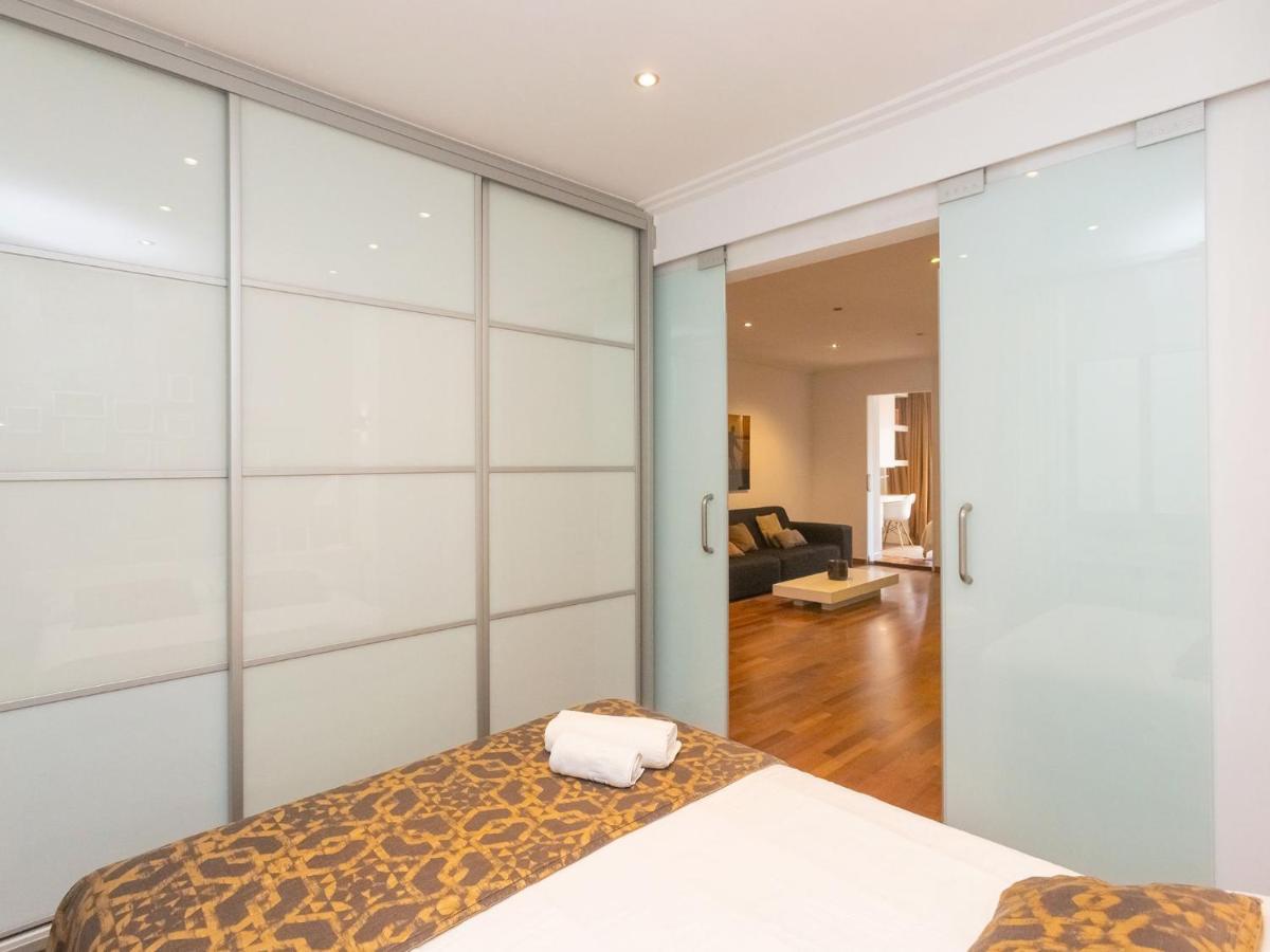 Apartment Centro- Passeig De Gracia - Casa Batllo By Interhome Barcelona Kültér fotó
