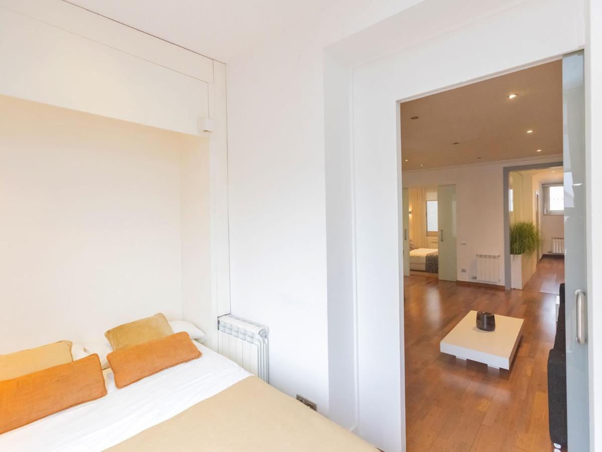 Apartment Centro- Passeig De Gracia - Casa Batllo By Interhome Barcelona Kültér fotó
