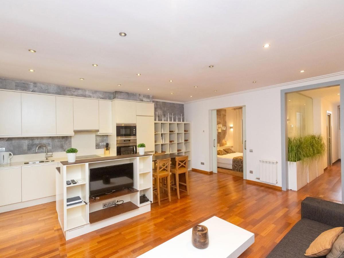Apartment Centro- Passeig De Gracia - Casa Batllo By Interhome Barcelona Kültér fotó