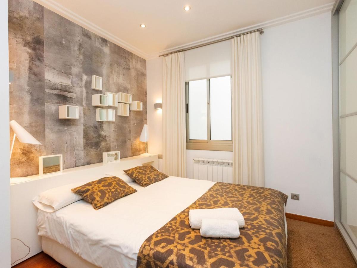 Apartment Centro- Passeig De Gracia - Casa Batllo By Interhome Barcelona Kültér fotó